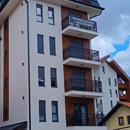 Kruna Lux Apartmans Apartment